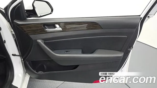 Hyundai Sonata 2016 thumb 11