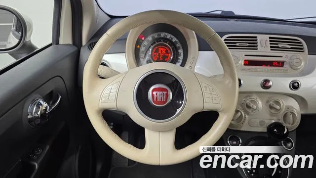Fiat 500 2015 thumb 9