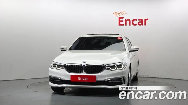 BMW 5 серии 2018 thumb 9