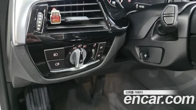 BMW 5 серии 2018 thumb 8