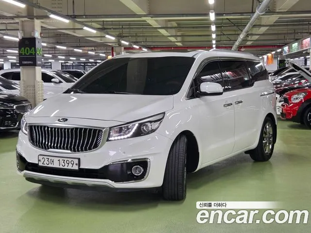 Kia Carnival 2015 thumb 12