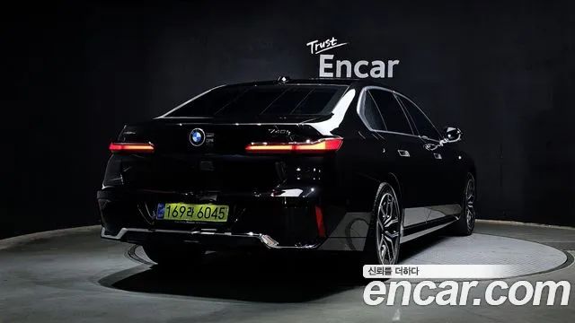 BMW 7 серии 2025 thumb 6