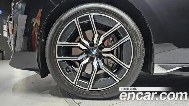 BMW 7 серии 2025 thumb 5