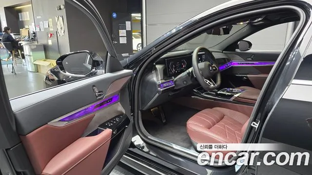BMW 7 серии 2025 thumb 3