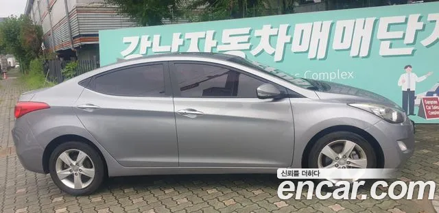 Hyundai Avante 2013 thumb 3