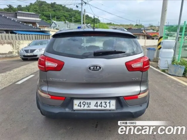 Kia Sportage 2012 thumb 8