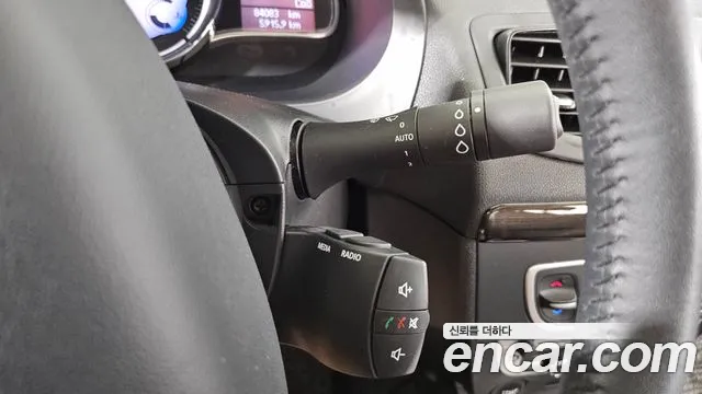 Renault SM3 2014 thumb 8