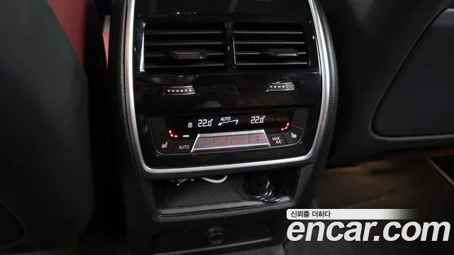 BMW X6 2021 thumb 4