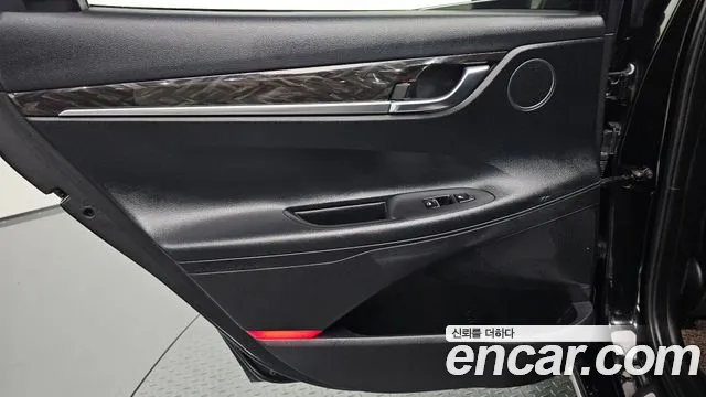 Hyundai Grandeur 2018 thumb 4