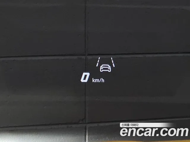 Lamborghini Urus 2024 thumb 6