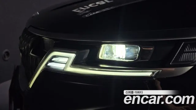 Kia Carnival 2023 thumb 9
