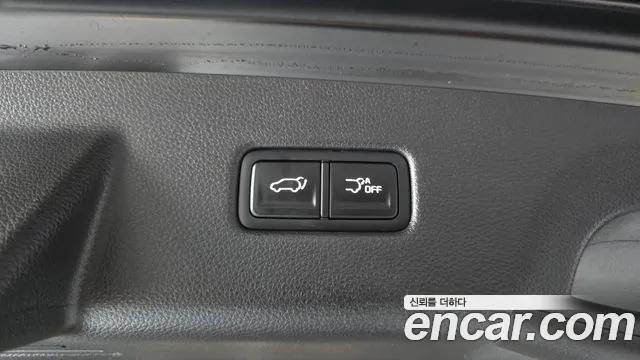 Kia Carnival 2023 thumb 7