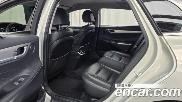 Hyundai Grandeur 2019 thumb 9