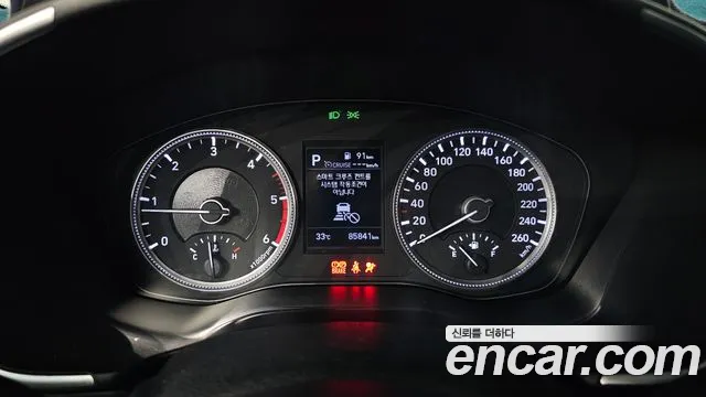 Hyundai Santa Fe 2018 thumb 3