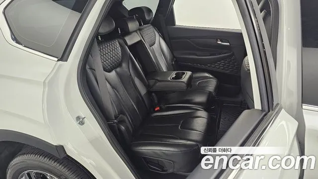 Hyundai Santa Fe 2018 thumb 9