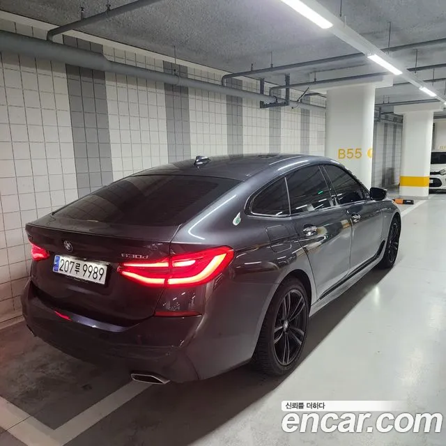 BMW 6 серии Gran Turismo 2018 thumb 8