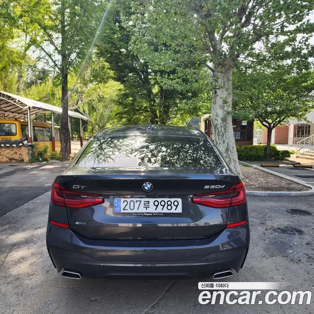 BMW 6 серии Gran Turismo 2018 thumb 2