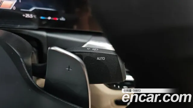 BMW 3 серии 2024 thumb 9