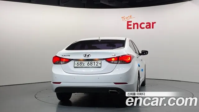 Hyundai Elantra 2014 thumb 2
