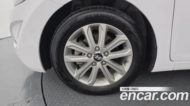Hyundai Elantra 2014 thumb 10