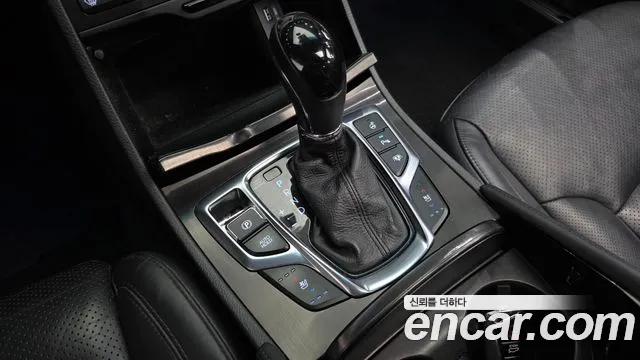 Hyundai Grandeur 2014 thumb 3