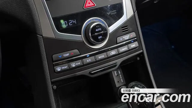 Hyundai Grandeur 2014 thumb 10