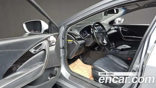 Hyundai Grandeur 2015 thumb 12