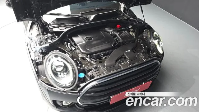 Mini Cooper Clubman 2023 thumb 7