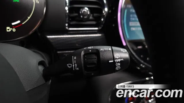 Mini Cooper Clubman 2023 thumb 5