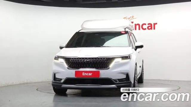 Kia Carnival 2021 thumb 11
