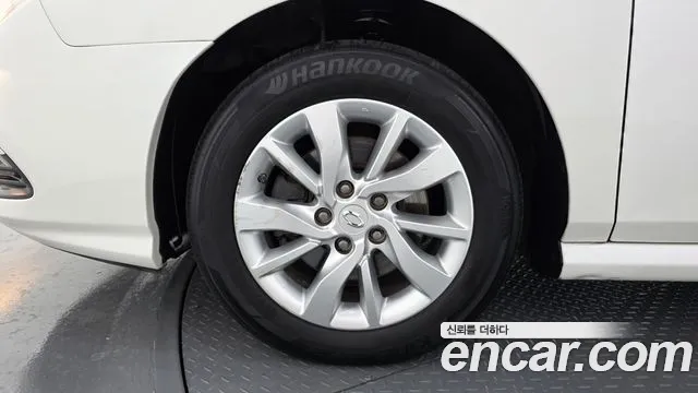 Renault SM5 2014 thumb 8