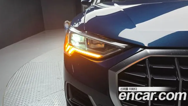 Audi Q3 2020 thumb 5