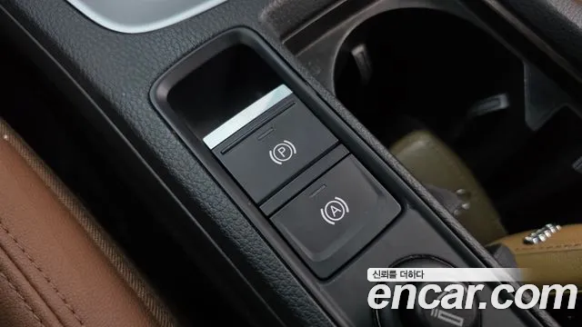 Audi Q3 2020 thumb 4