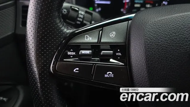 KGM Rexton 2021 thumb 6