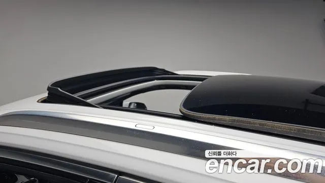Audi Q7 2019 thumb 4