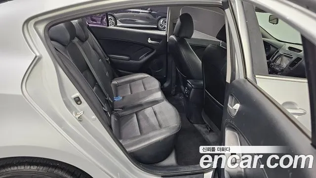 Kia K3 2014 thumb 5