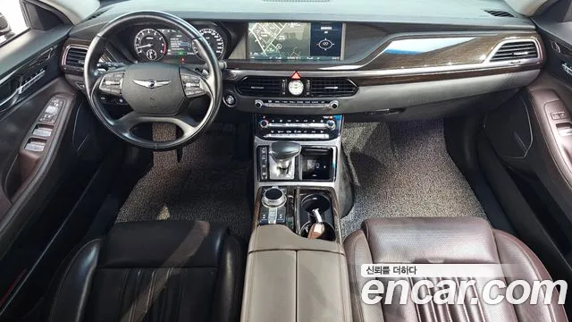 Genesis G90 2018 thumb 3
