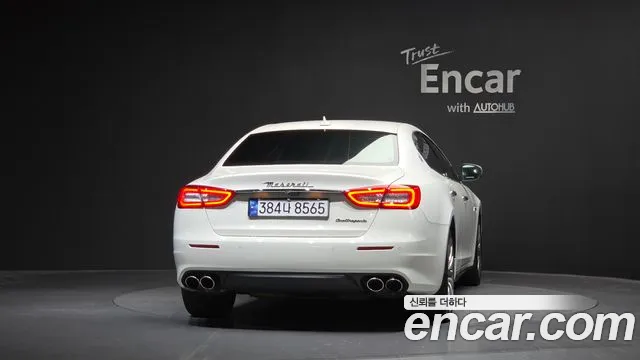 Maserati Quattroporte 2019 thumb 12