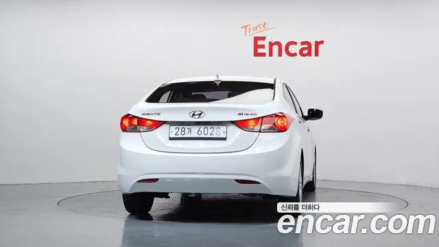 Hyundai Avante 2011 thumb 3