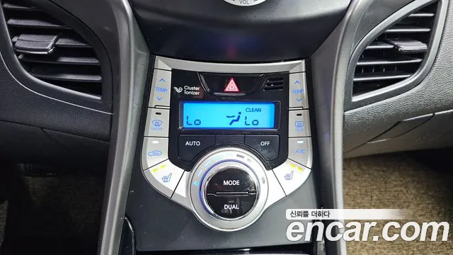 Hyundai Avante 2011 thumb 9