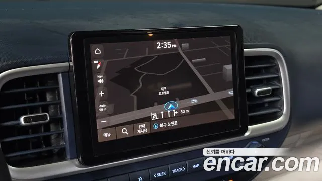Hyundai Venue 2023 thumb 3