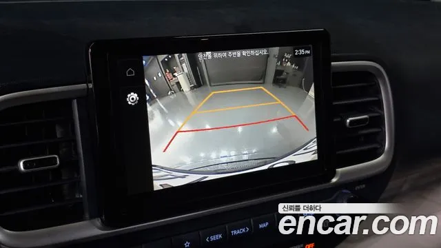 Hyundai Venue 2023 thumb 5