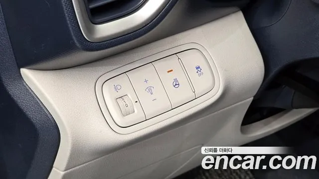 Hyundai Venue 2023 thumb 10