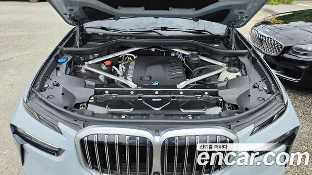 BMW X7 2024 thumb 4