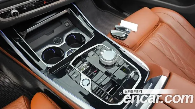 BMW X7 2024 thumb 2