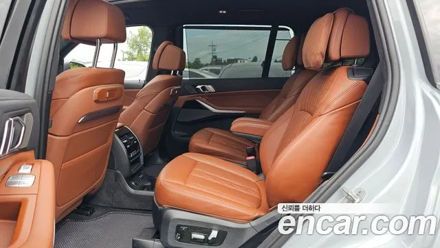 BMW X7 2024 thumb 9