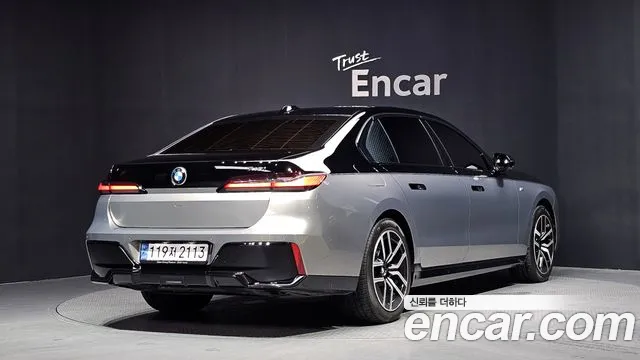 BMW 7 серии 2022 thumb 10