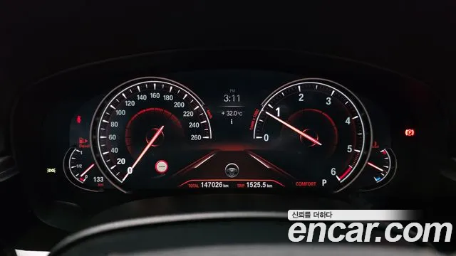 BMW 5 серии 2017 thumb 3