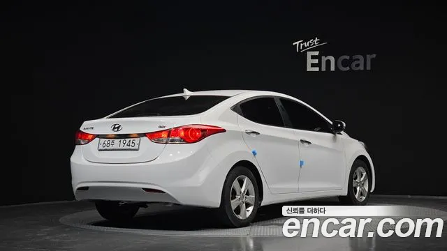 Hyundai Avante 2013 thumb 3