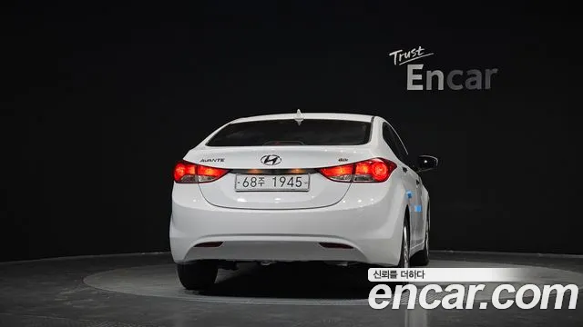 Hyundai Avante 2013 thumb 6